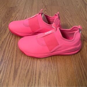 Clove Women's Solo Hot Pink Slip-On Sneakers limited edition size 9